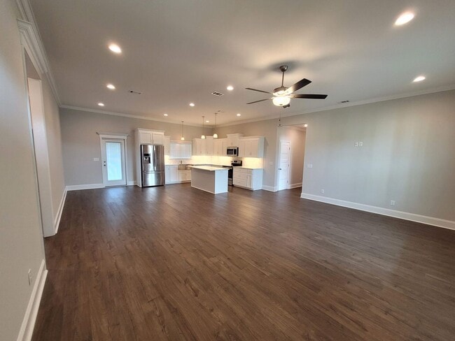 Photo - 30 Remington Ln
