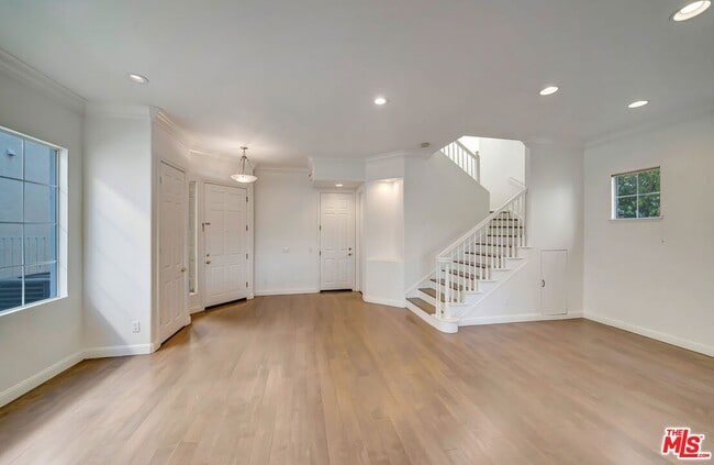 Photo - 24819 Cll Cedro