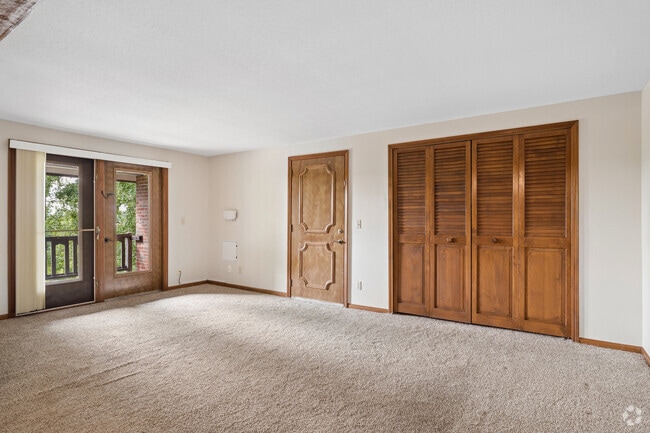 2BD, 1BA - 925SF - Living Room