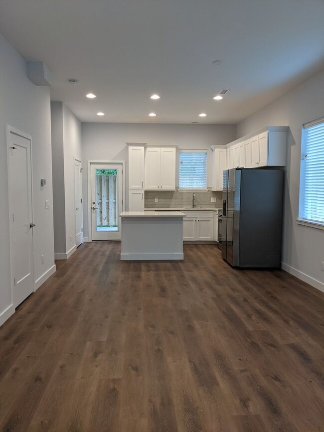 Photo - Black Mountain Townhouse Rental