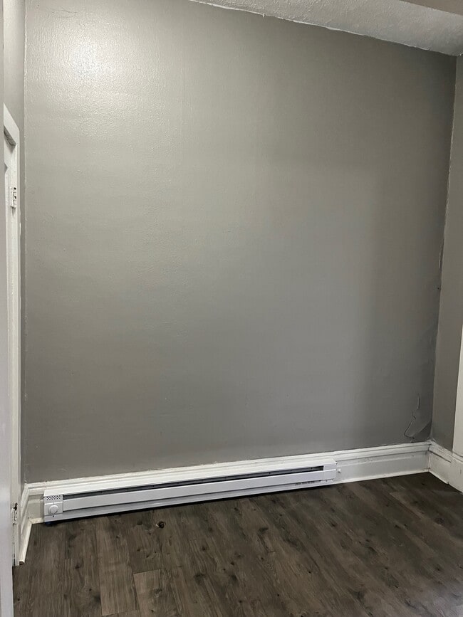 Foyer - 428 13th St Unit 428