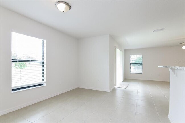 Photo - 8512 Silverbell Loop