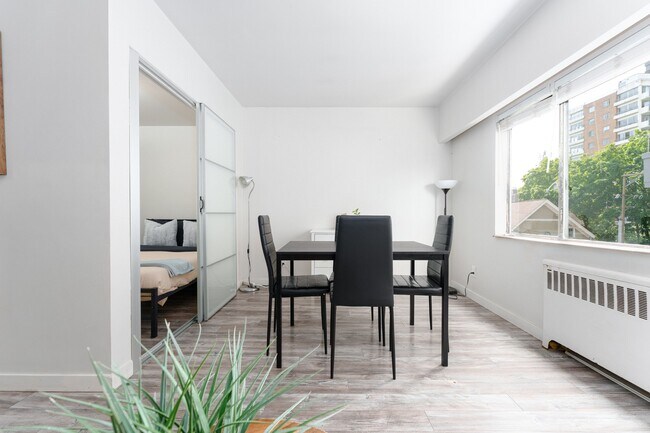 Photo - 1540 Haro St Unit 204