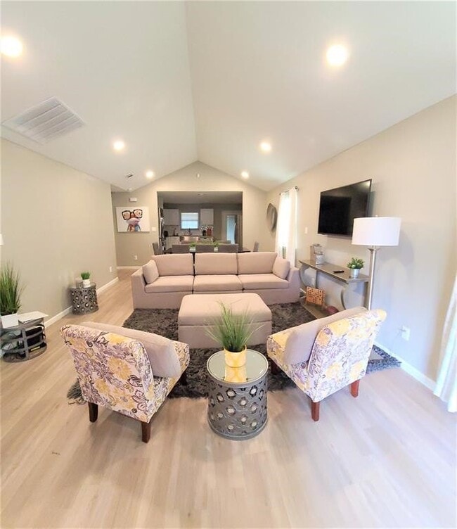 Photo - 1727 Pueblo St