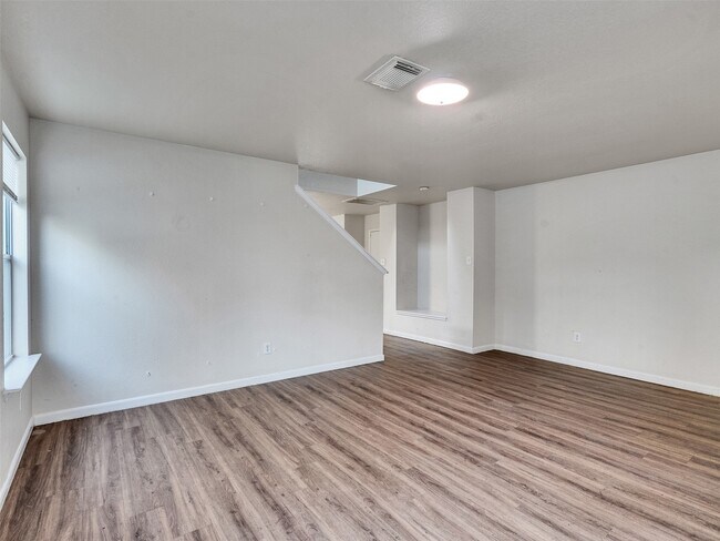 Photo - 8131 Chancewood Ln