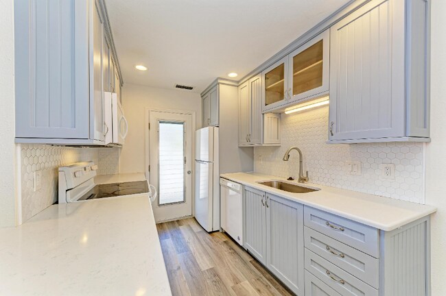 Photo - 616 Guild Dr Unit 8