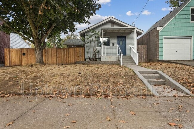 Photo - 927 N Watts St