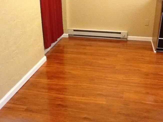 Photo - 1531 American Blvd E