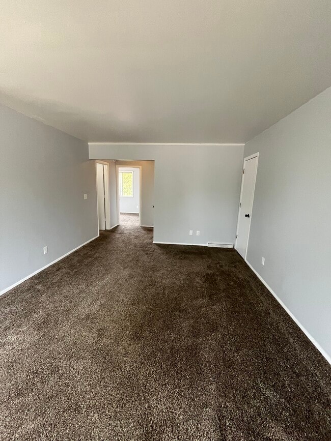 Photo - 3703 Parkway Blvd