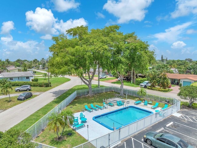Oakland Park Villas