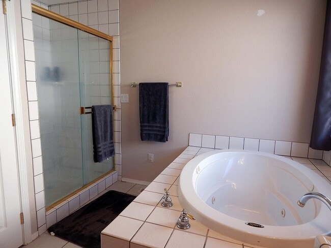 Photo - 3 bed 2 bath