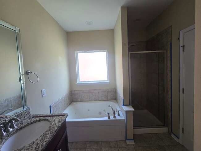 Photo - 173 Blackpool Dr