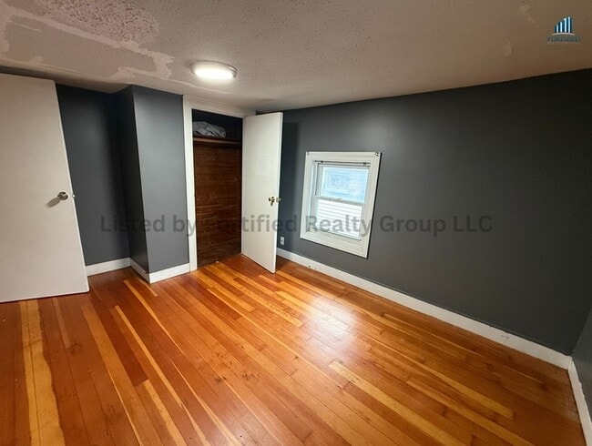 Photo - 949 Locust St Unit #3