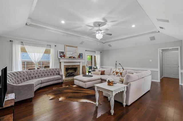 Photo - 108 Granada Square