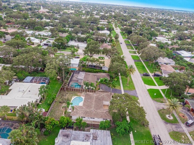 Photo - 276 SW 7th Ave