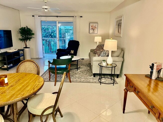 Photo - 18081 SE Country Club Dr Condo Unit 7-69