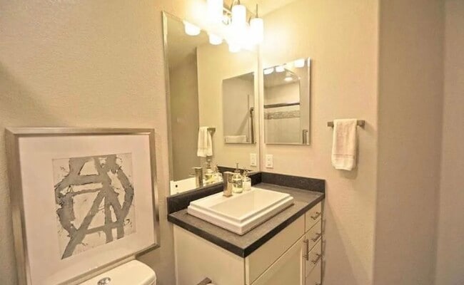 Photo - 4700 Norris Canyon Rd Unit 103