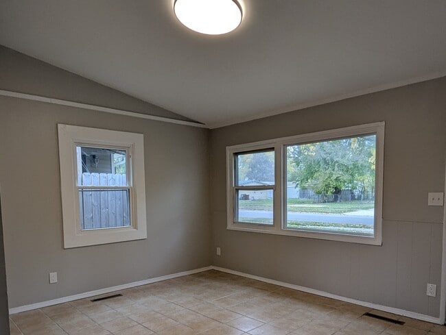 Photo - 2704 Cameron Ave