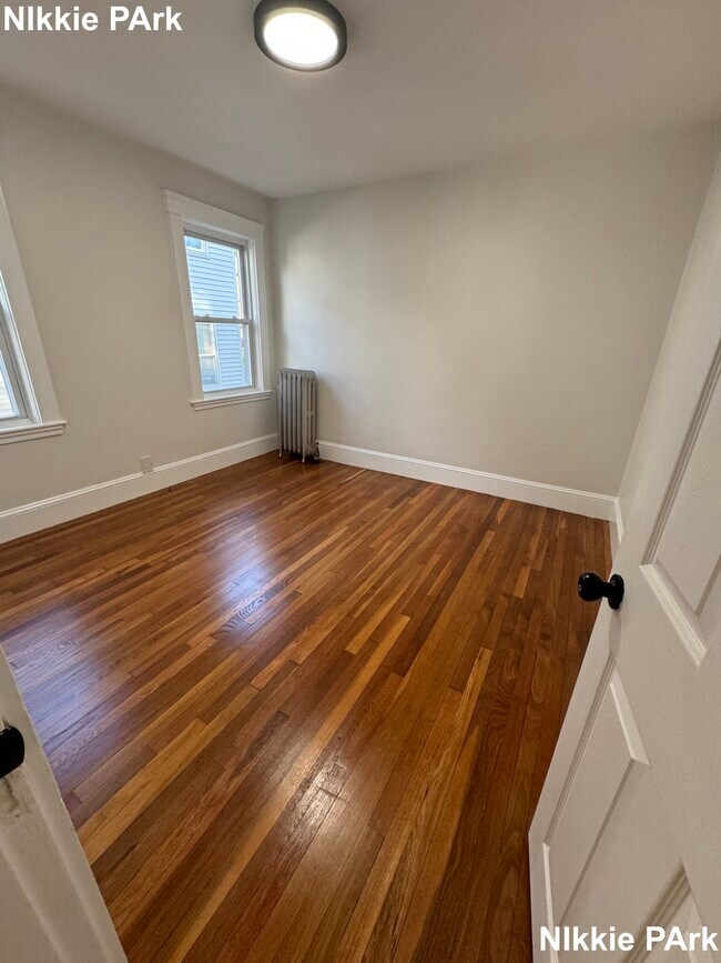 Photo - 18 Winslow Rd Unit 2