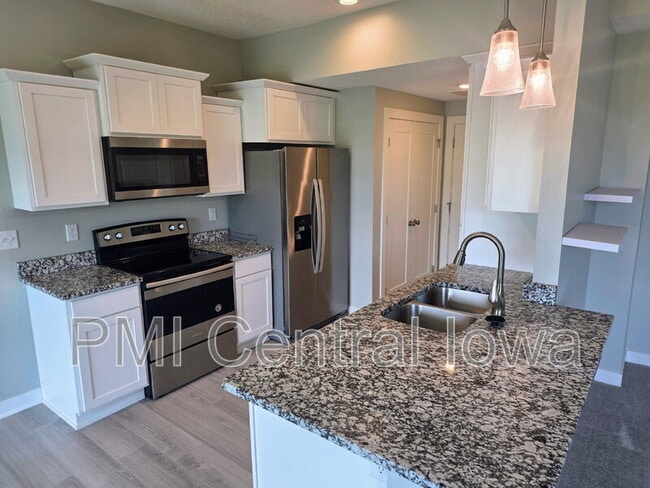 Photo - 9643 Turnpoint Dr