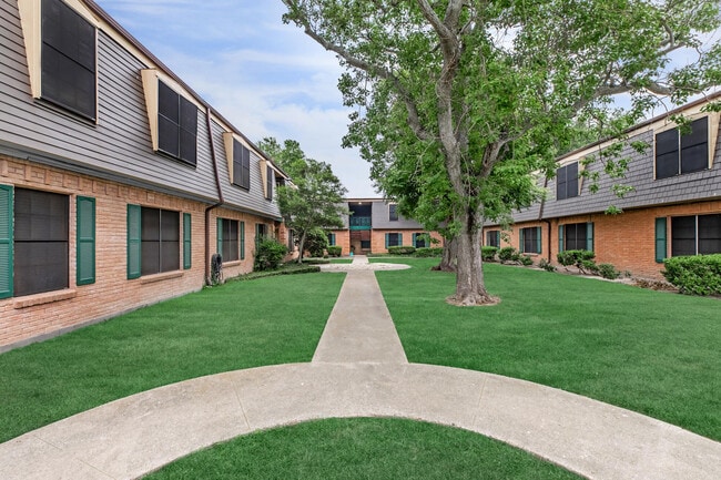 Photo - Chateau Santa Fe