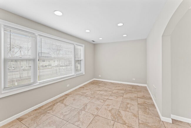 Photo - 2916 Oakwood Ave