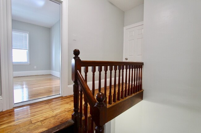 Photo - 460 Saratoga St Unit 3