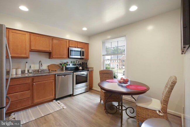 Building Photo - 11 Donagh Ct Rental