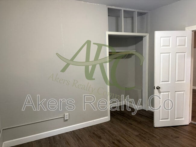 Photo - 1610 W 18th St