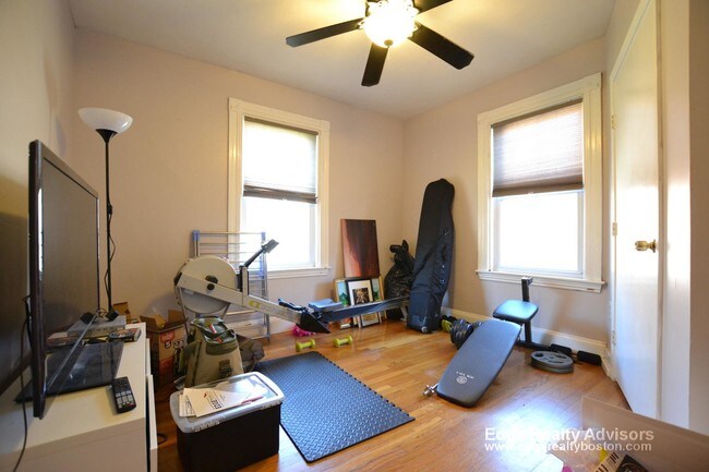 Photo - 11 Frederika St Unit 1