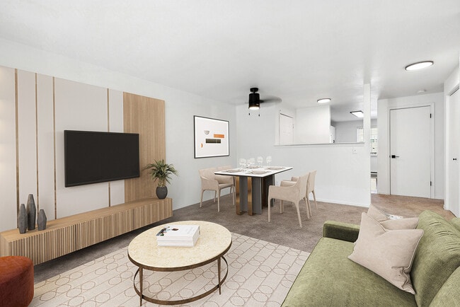 Photo - ReNew on East Hill