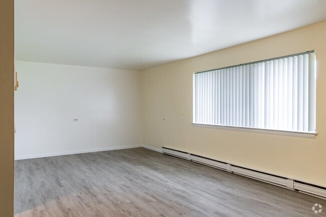 1BR, 1BA - 850SF - Living Area - Niche Carrollton