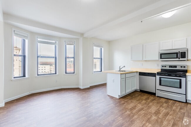 1 BR, 1 BA - The Chester, 675 SF