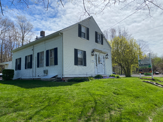 Photo - 110 Waterbury Rd House