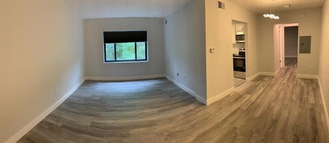 Photo - 3457 Evergreen Rd Unit APT 204