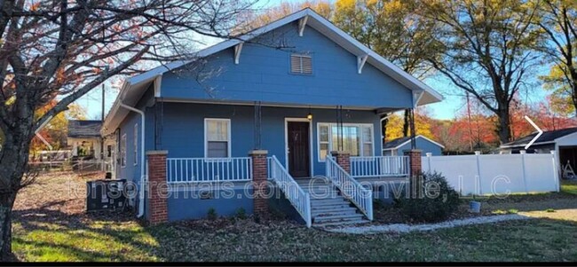 Photo - 2081 Hayne St House