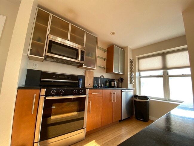 Photo - 120 Mountfort St Unit 401