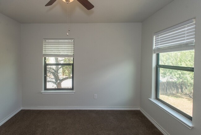 1302 Garden Dusk Unidad 1