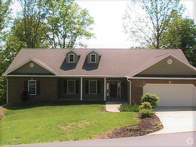 Building Photo - 4512 June Dr Rental