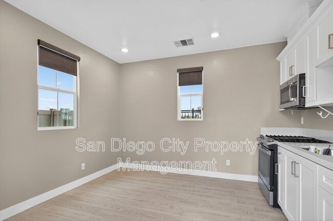 Photo - 1735 Artemisia Ct
