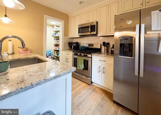 Photo - 1603 Carlyle Dr