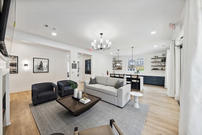 shoootin-photo-11 - Covey Homes Newnan Village