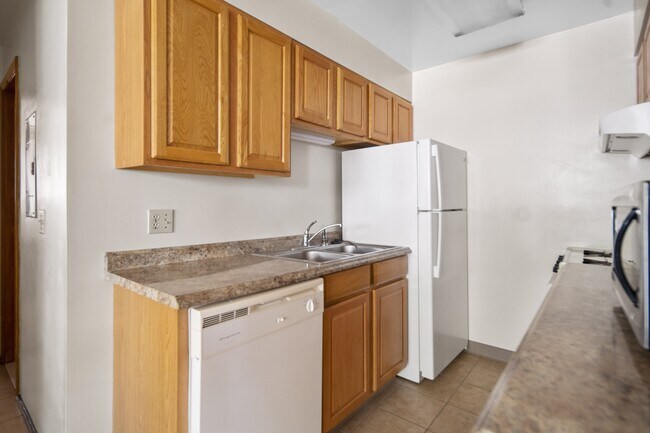 211 Linden Ave