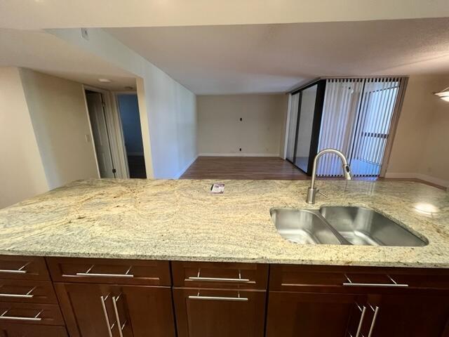 Photo - 2255 Lindell Blvd Unit 4209
