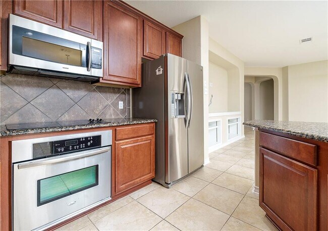 413 Kissing Oak Dr