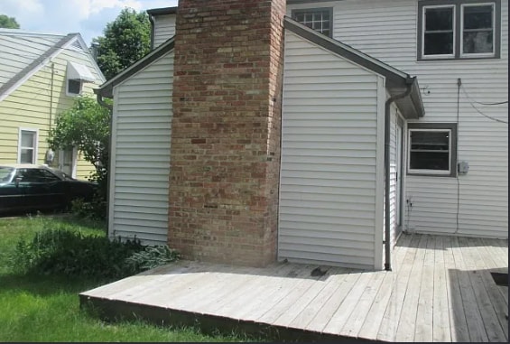 Back Deck - 1907 W Pearl Ave