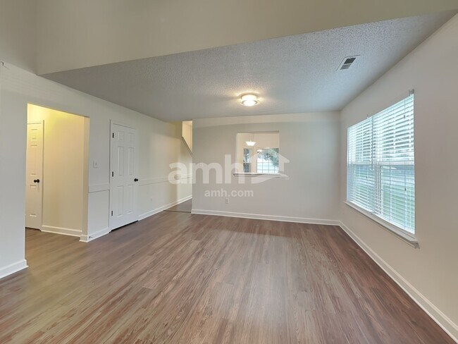 Photo - 4522 Capstone Dr