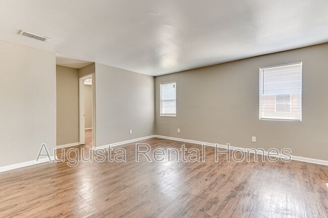 Photo - 3033 Old Powderhouse Rd