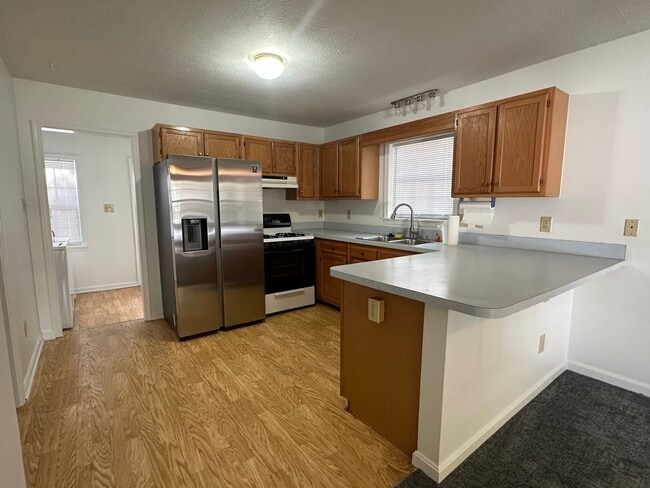 Photo - 109 E Pall Mall St