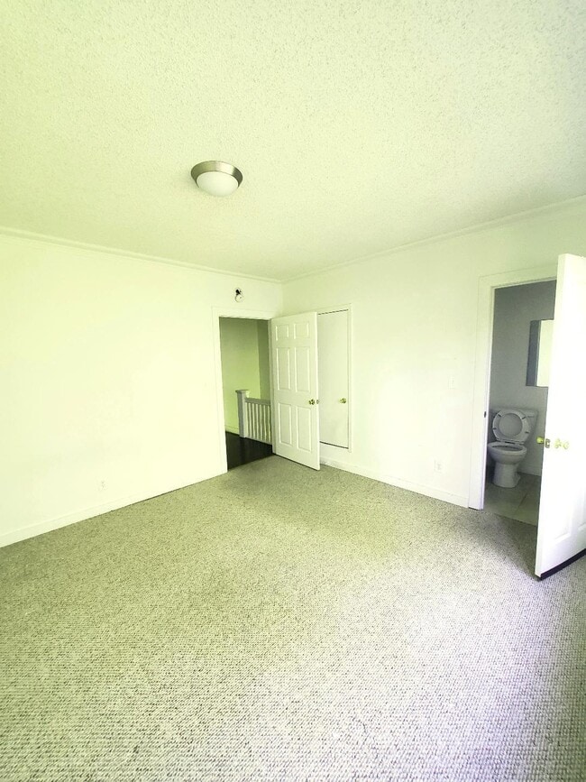 Dormitorio 1/Baño 2 - 960 S Kingsley Dr Unidad 960